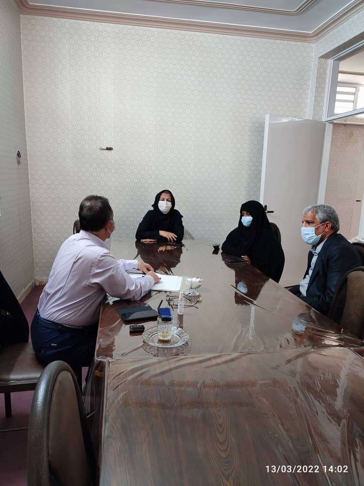 برگزاری جلسه در موسسه -خدمات پزشکی موسسه خیریه شفابخش یزد